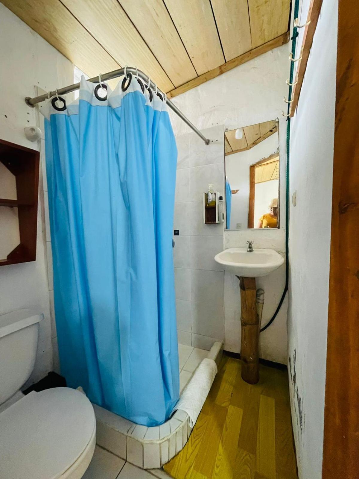 Hostal Darwin Puerto Ayora  Luaran gambar
